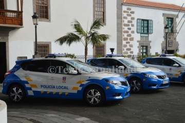 Presentación de los nuevos vehículos de la Policía Local de Telde (Foto TA)